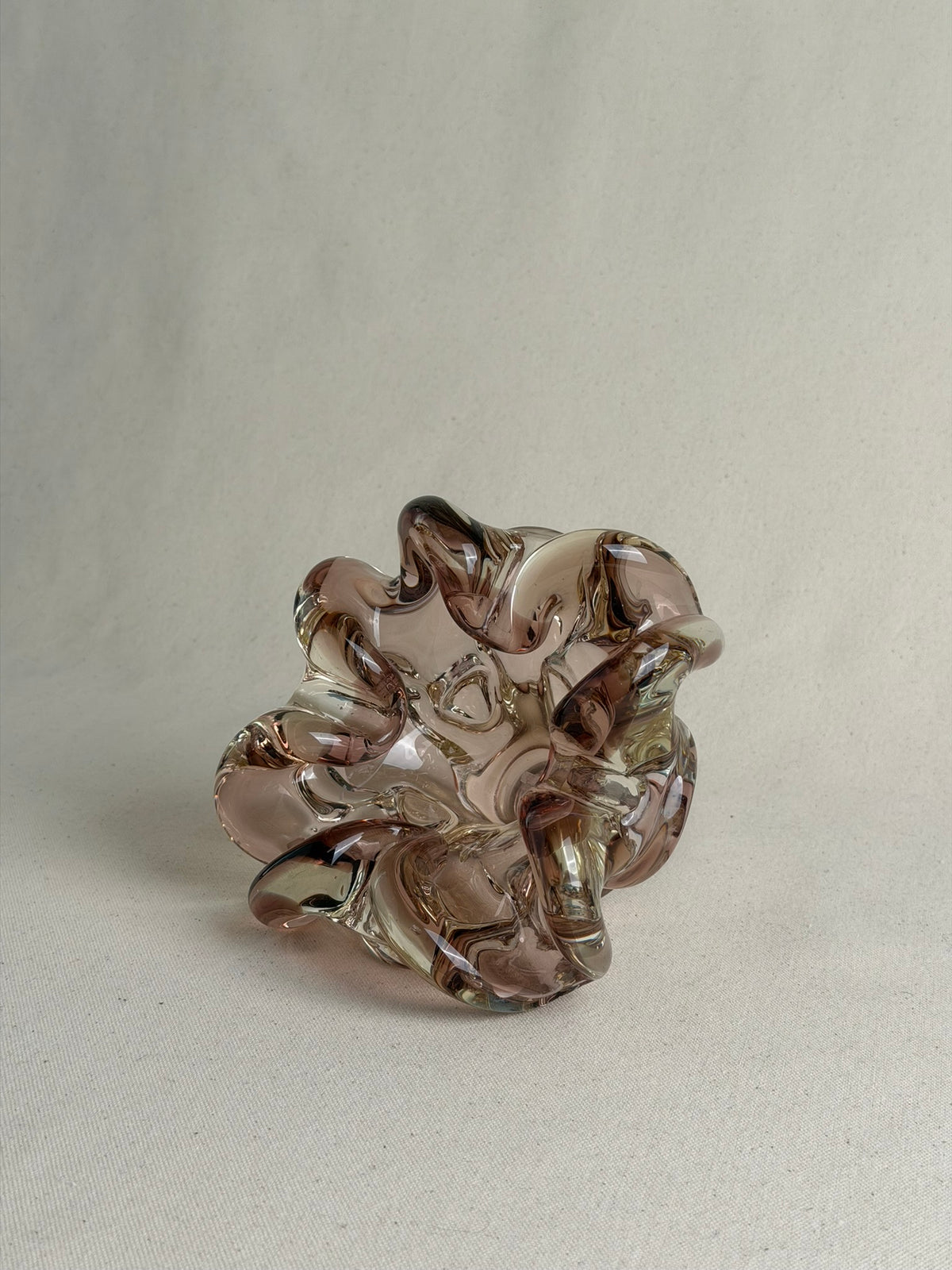 Vintage Pink Ruffled Art Glass Bowl / Ashtray