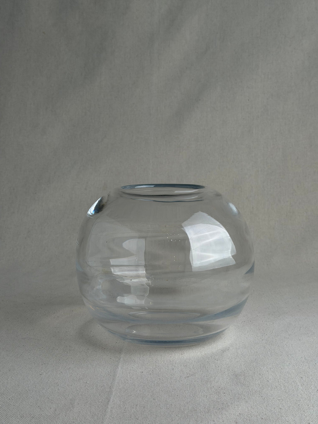 Edward Hald HZ48 Globe Vase for Orrefors, Sweden, c. 1930-1948