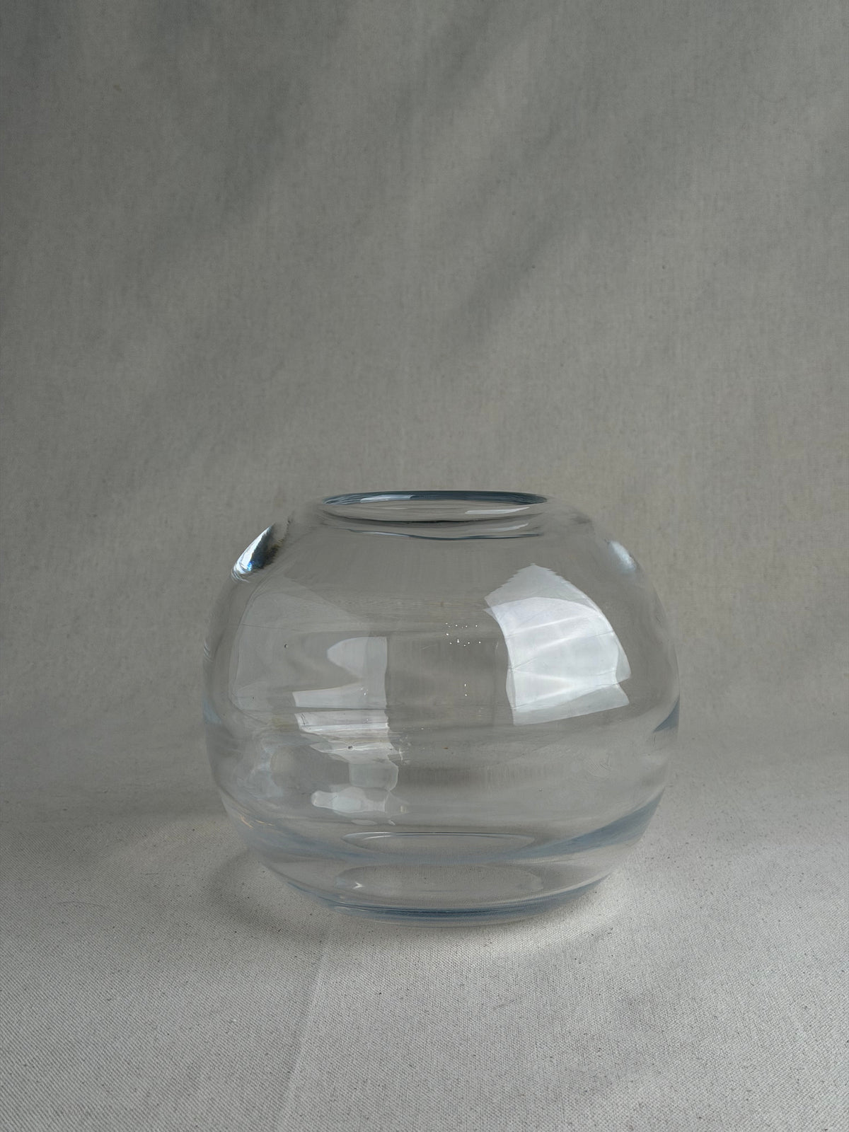 Edward Hald HZ48 Globe Vase for Orrefors, Sweden, c. 1930-1948