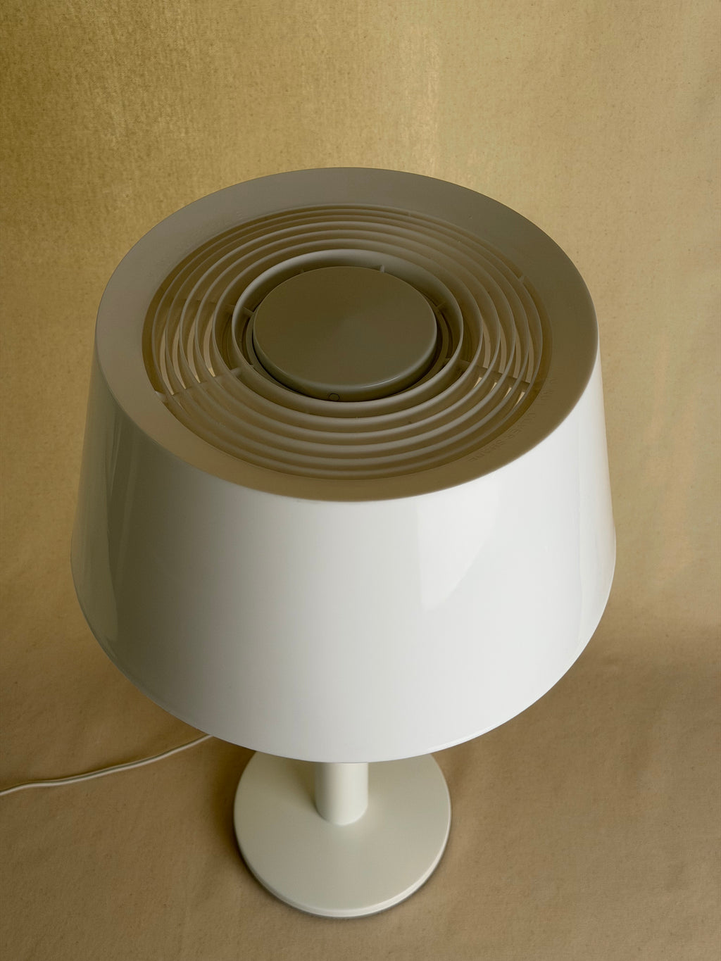 Gerald Thurston for Lightolier White Table Lamp, c. 1986