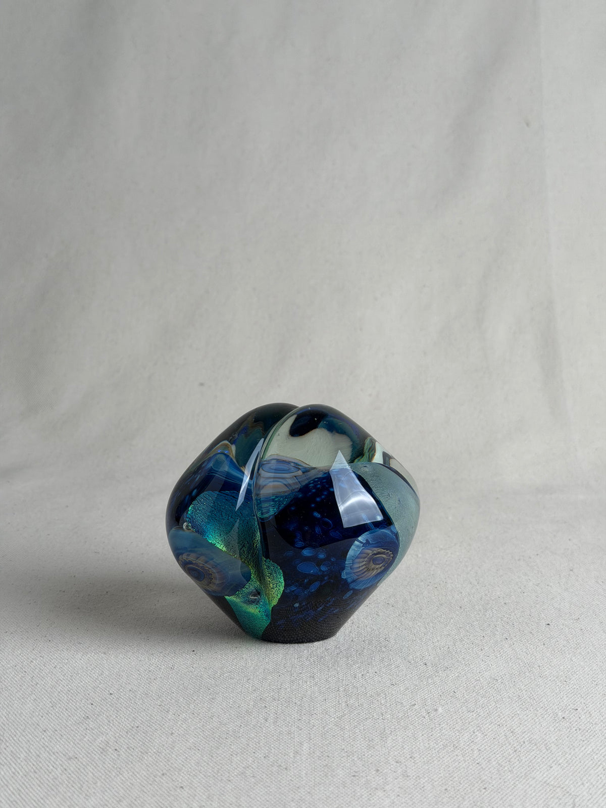 Robert Eickholt Studio Art Glass Sculpture, 2002