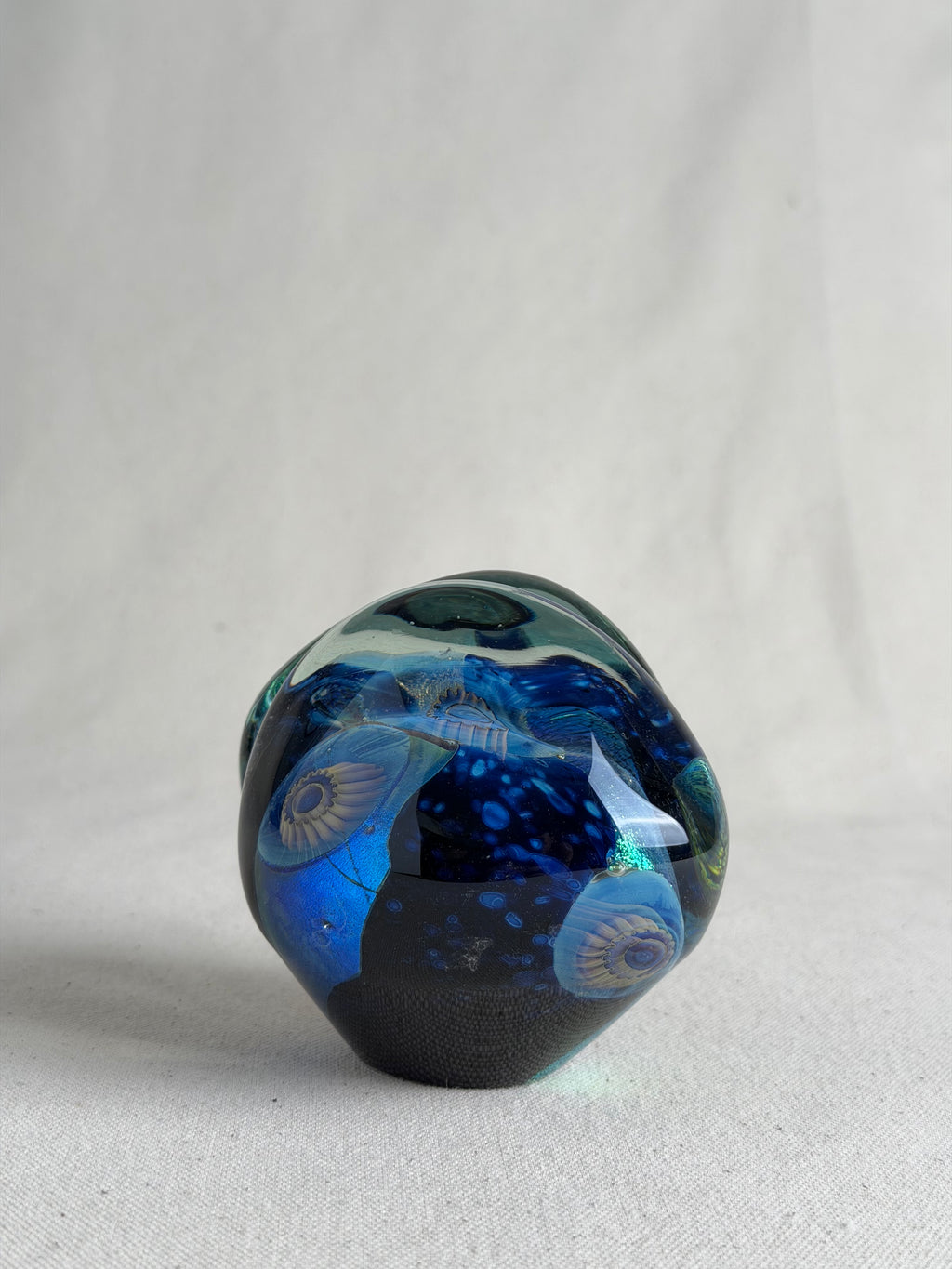 Robert Eickholt Studio Art Glass Sculpture, 2002