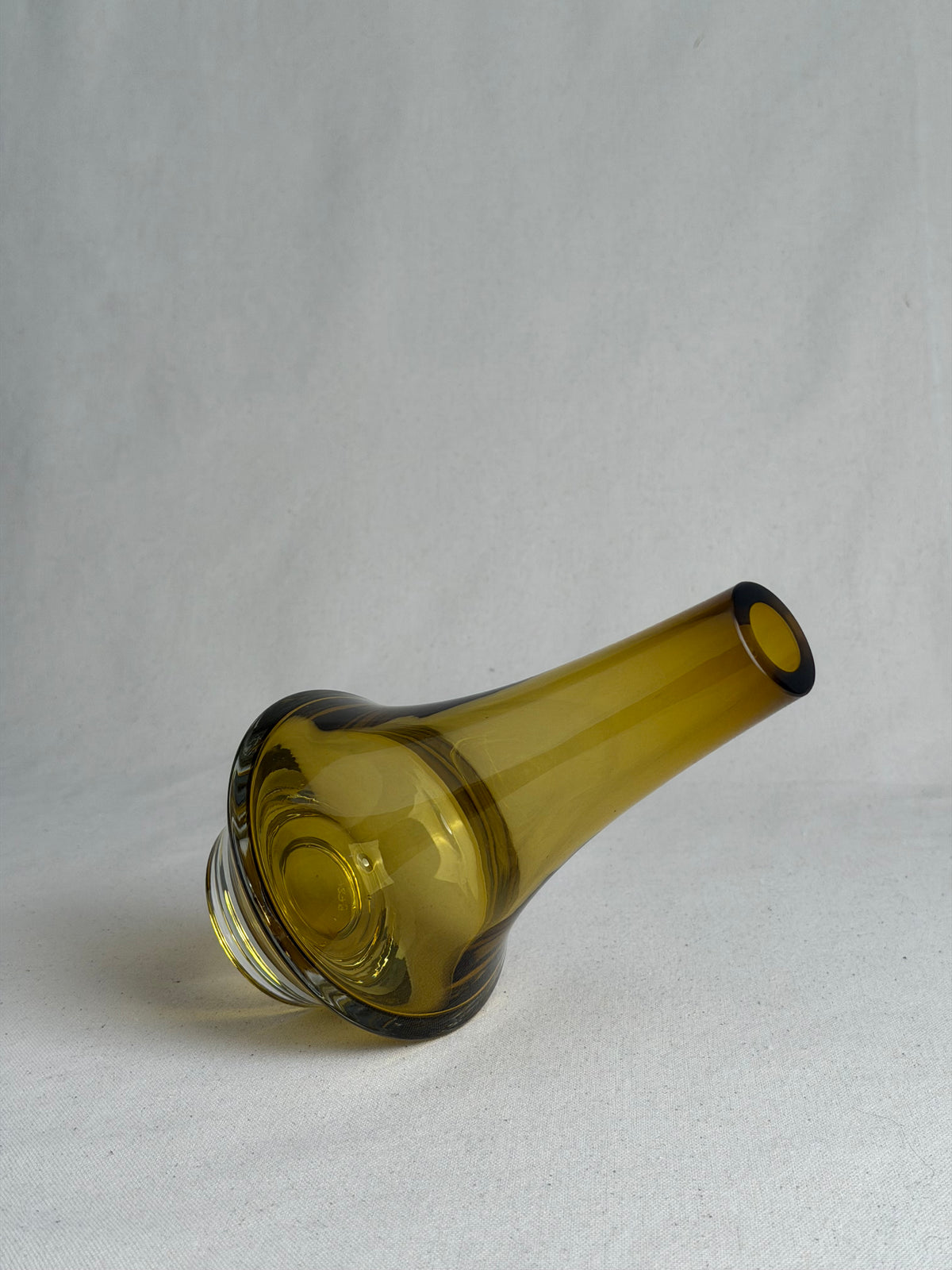 Tamara Aladin Model 1373 Olive Glass Vase for Riihimäen Lasi, Finland, 1971